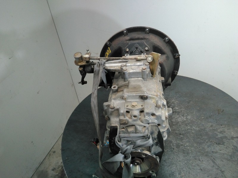 Recambio de caja cambios para nissan atlon referencia OEM IAM 2708950 130750106 M1-B4-117