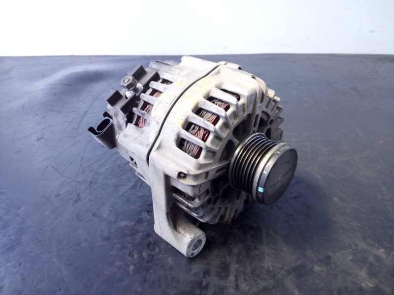 Recambio de alternador para bmw serie 3 lim. (f30) 316d referencia OEM IAM 8519890 2617511A P3-B5-9-3