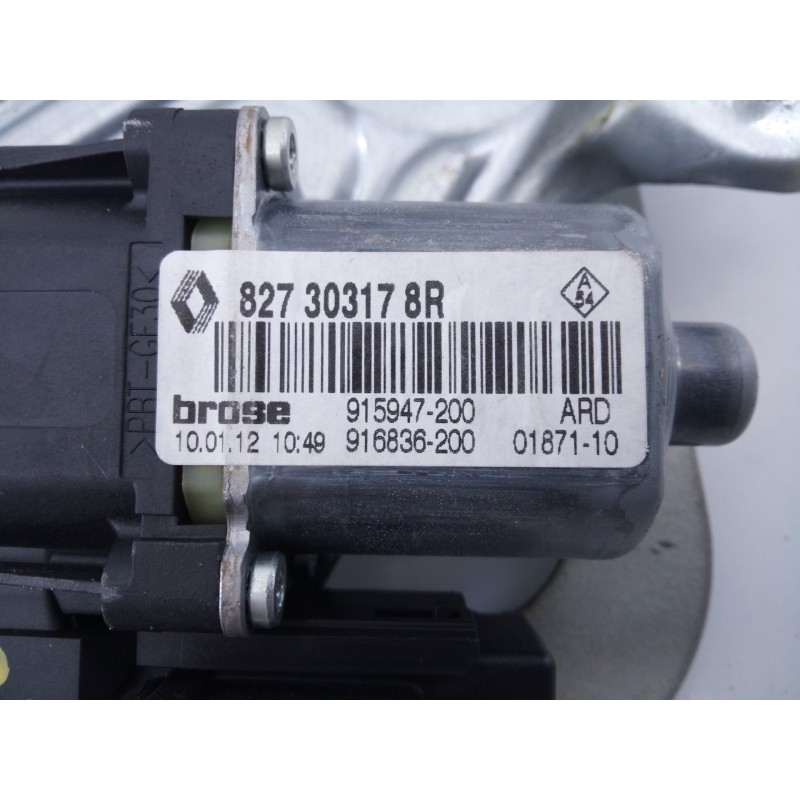 Recambio de elevalunas trasero derecho para renault scenic iii dynamique referencia OEM IAM 827303178R  E1-A1-28-2
