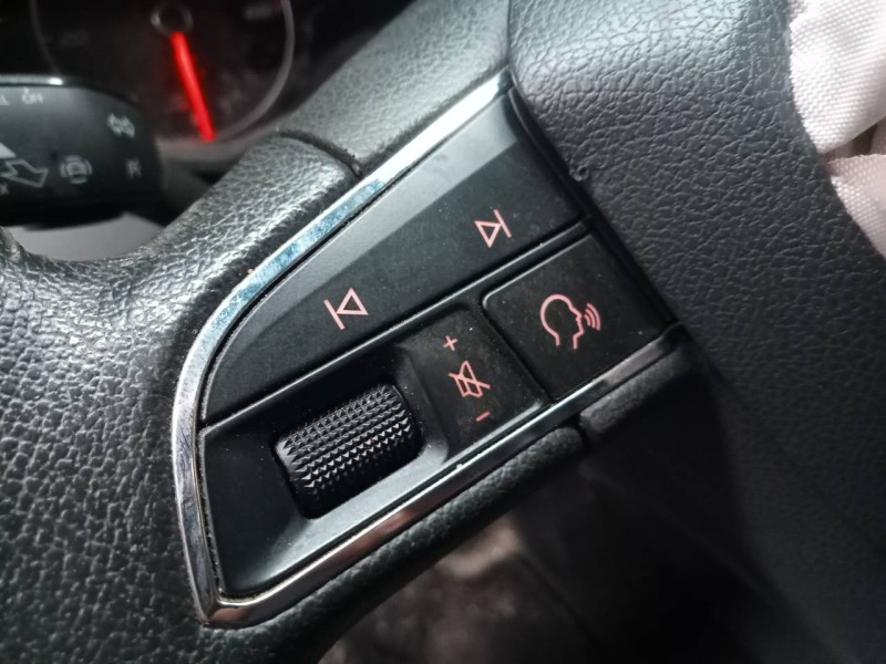 Recambio de volante para seat ibiza (kj1) style referencia OEM IAM   