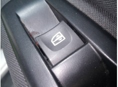 MANDO ELEVALUNAS TRASERO DERECHO 