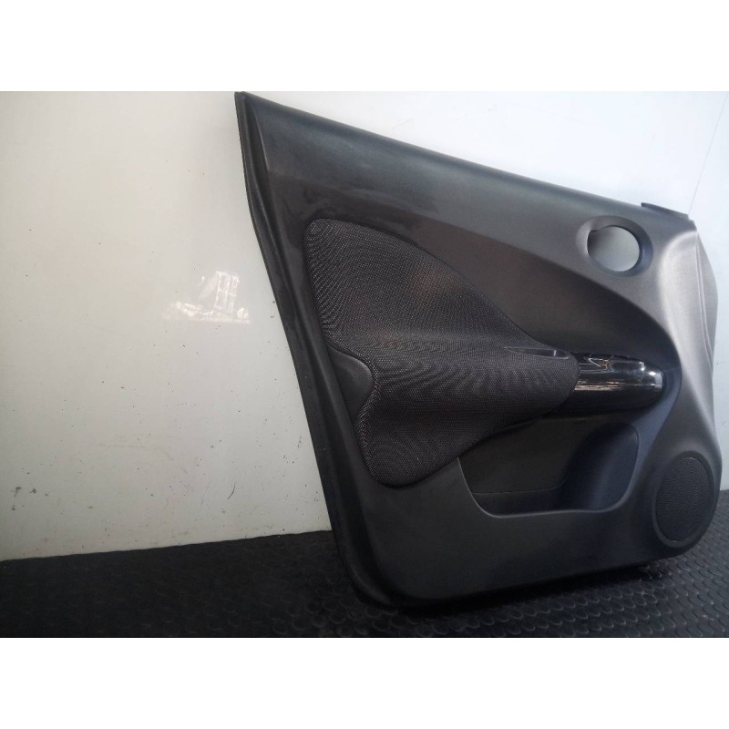 Recambio de guarnecido puerta delantera izquierda para nissan juke (f15) acenta referencia OEM IAM 809111KB0A 809011KB0A P2-A1-3