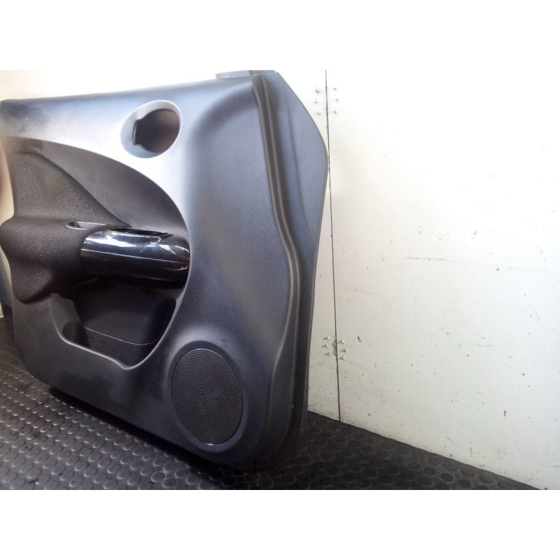 Recambio de guarnecido puerta delantera izquierda para nissan juke (f15) acenta referencia OEM IAM 809111KB0A 809011KB0A P2-A1-3