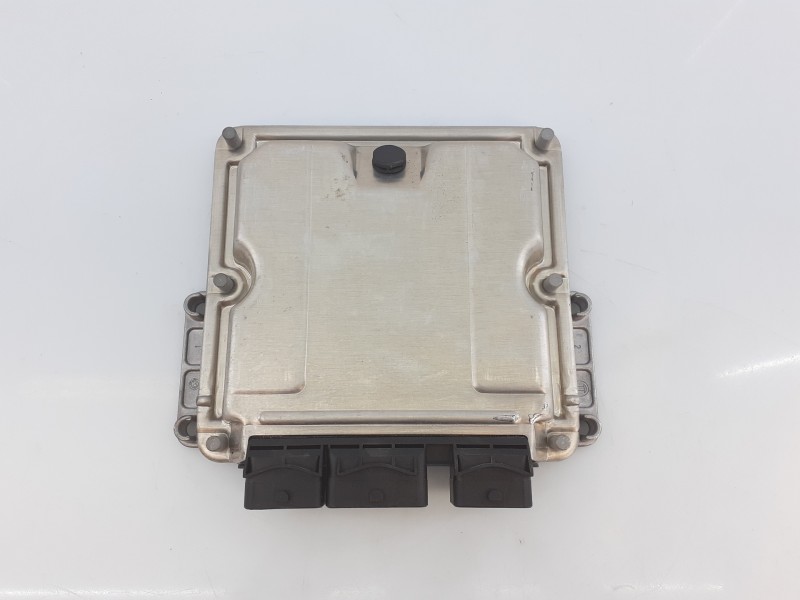 Recambio de centralita motor uce para citroën c5 berlina 2.0 hdi magic referencia OEM IAM 9652183880 0281011524 E3-B2-10-1