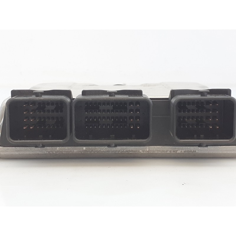 Recambio de centralita motor uce para citroën c5 berlina 2.0 hdi magic referencia OEM IAM 9652183880 0281011524 E3-B2-10-1