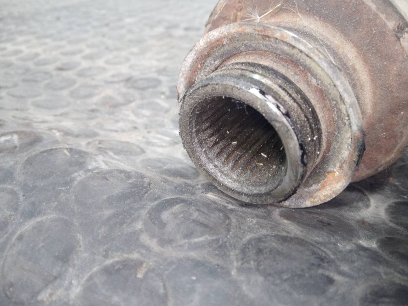 Recambio de transmision delantera derecha para jeep cherokee (xj) 2.5 td referencia OEM IAM   P1-A6-28