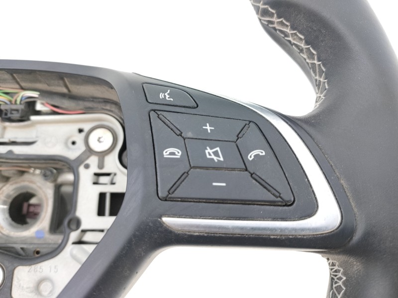 Recambio de volante para infiniti q30 2.2d sport referencia OEM IAM A0914600118  E2-A4-13-2