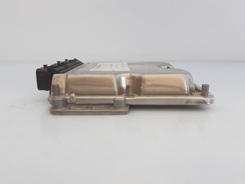 Recambio de centralita motor uce para peugeot 307 (s1) xr referencia OEM IAM 9653873280 0281011341 E3-B2-10-1