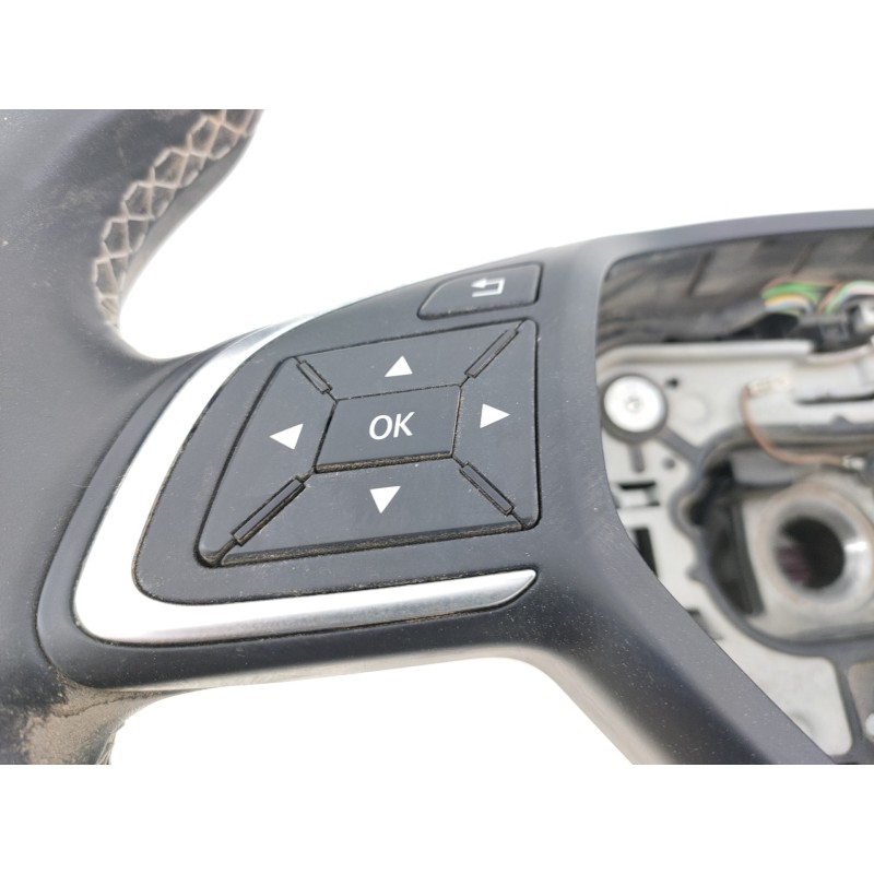 Recambio de volante para infiniti q30 2.2d sport referencia OEM IAM A0914600118  E2-A4-13-2