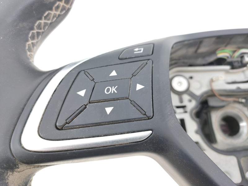 Recambio de volante para infiniti q30 2.2d sport referencia OEM IAM A0914600118  E2-A4-13-2