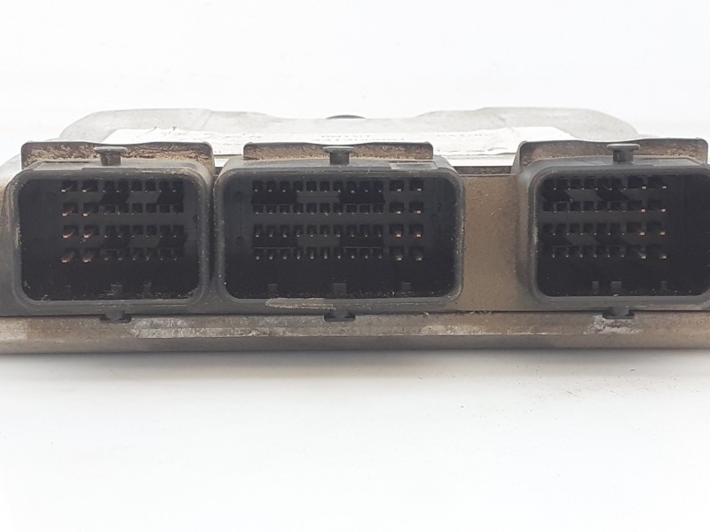 Recambio de centralita motor uce para peugeot 307 (s1) xr referencia OEM IAM 9653873280 0281011341 E3-B2-10-1