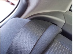CINTURON SEGURIDAD TRASERO DERECHO 