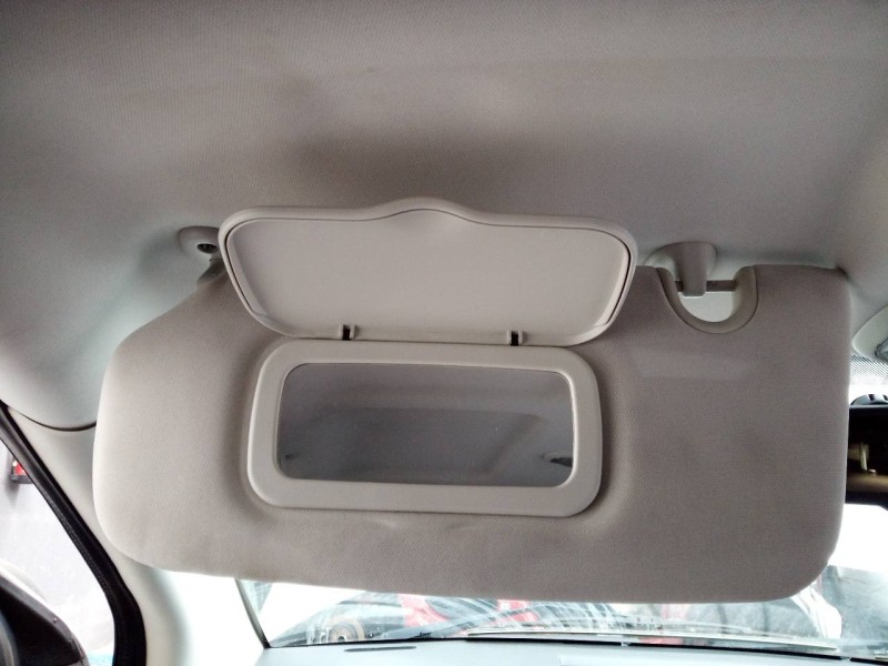 Recambio de parasol izquierdo para chrysler jeep compass limited referencia OEM IAM   