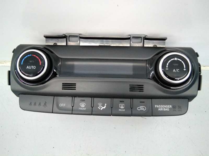 Recambio de mando climatizador para hyundai kona style 2wd referencia OEM IAM C200367820 171222A E3-B3-41-2