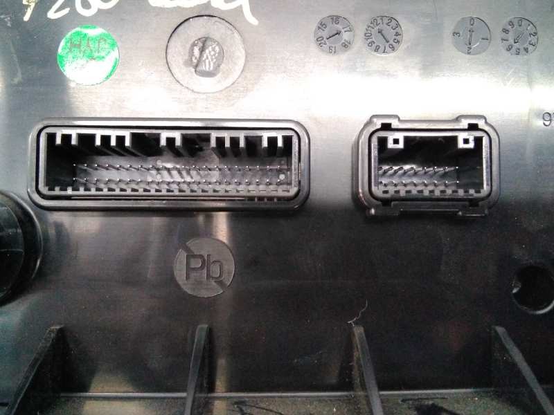Recambio de mando climatizador para hyundai kona style 2wd referencia OEM IAM C200367820 171222A E3-B3-41-2
