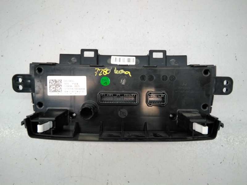 Recambio de mando climatizador para hyundai kona style 2wd referencia OEM IAM C200367820 171222A E3-B3-41-2
