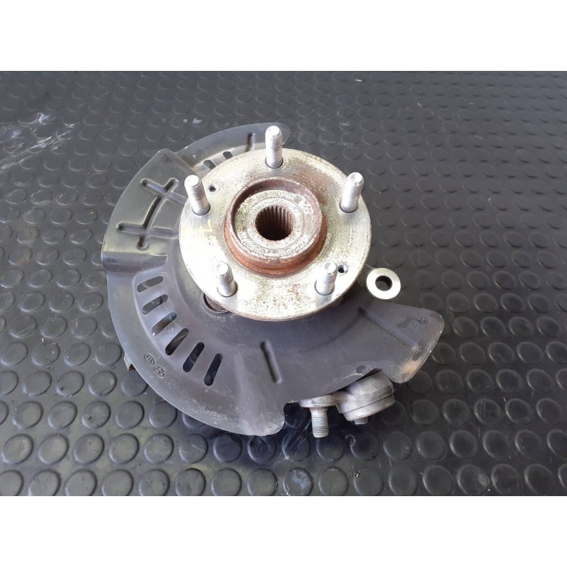 Recambio de mangueta delantera derecha para hyundai kona style 2wd referencia OEM IAM   P1-B5-38