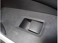 MANDO ELEVALUNAS TRASERO DERECHO 