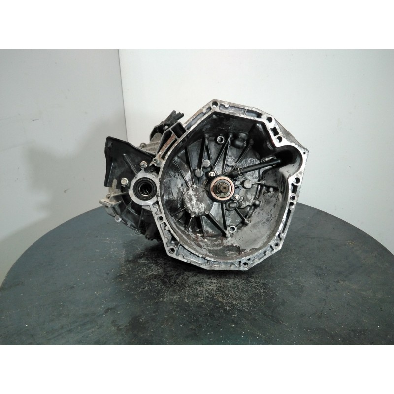 Recambio de caja cambios para renault clio iii confort dynamique referencia OEM IAM TL4002  M1-B3-153