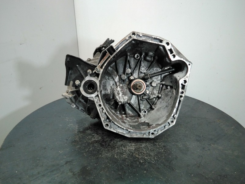 Recambio de caja cambios para renault clio iii confort dynamique referencia OEM IAM TL4002  M1-B3-153