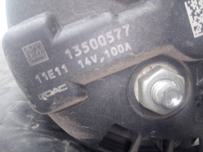 Recambio de alternador para opel insignia berlina cosmo referencia OEM IAM 13500577  P3-A5-9-1