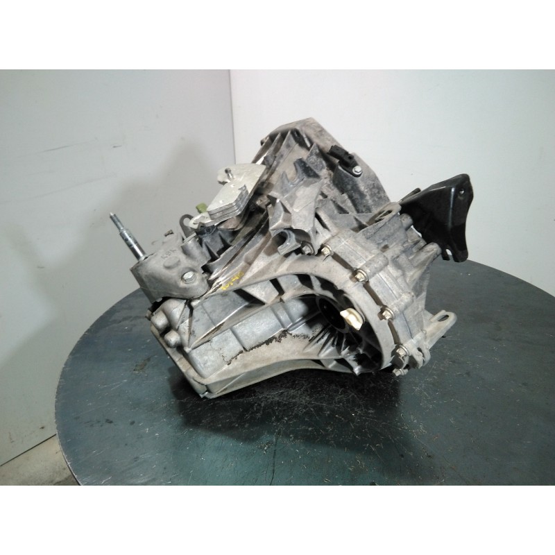 Recambio de caja cambios para renault clio iii confort dynamique referencia OEM IAM TL4002  M1-B3-153