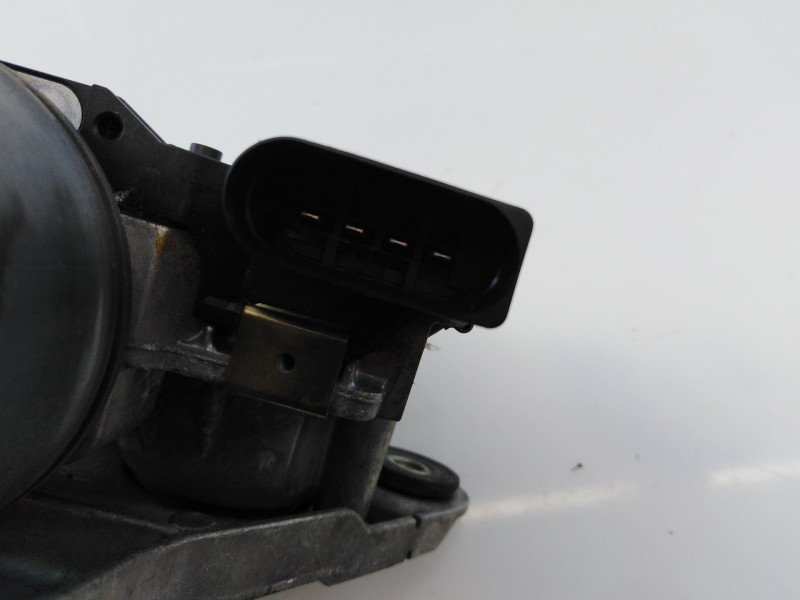 Recambio de motor limpia delantero para ford focus lim. trend referencia OEM IAM BM5117504AL 0390248152 E2-B3-5-1
