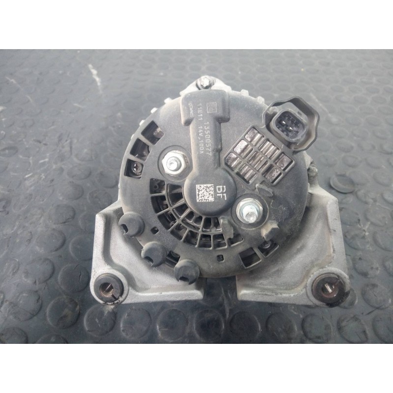 Recambio de alternador para opel insignia berlina cosmo referencia OEM IAM 13500577  P3-A5-9-1