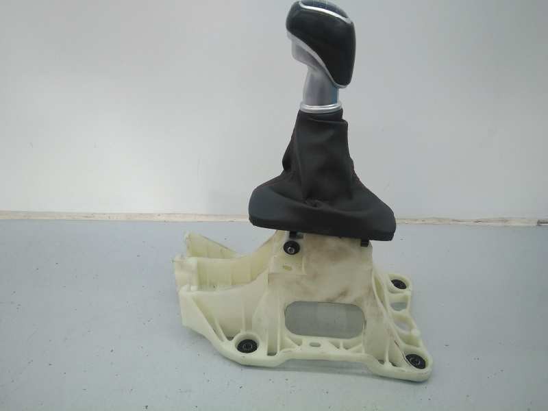 Recambio de palanca cambio para hyundai kona style 2wd referencia OEM IAM 43700J911  E2-B5-39-1