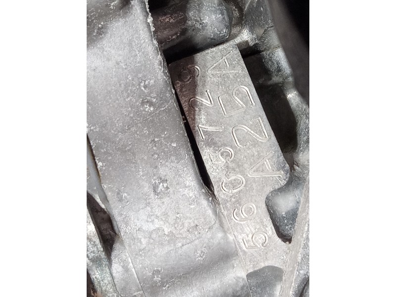 Recambio de motor completo para toyota rav4 hybrid 4x2 luxury referencia OEM IAM A25AFXS  M1-A3-124