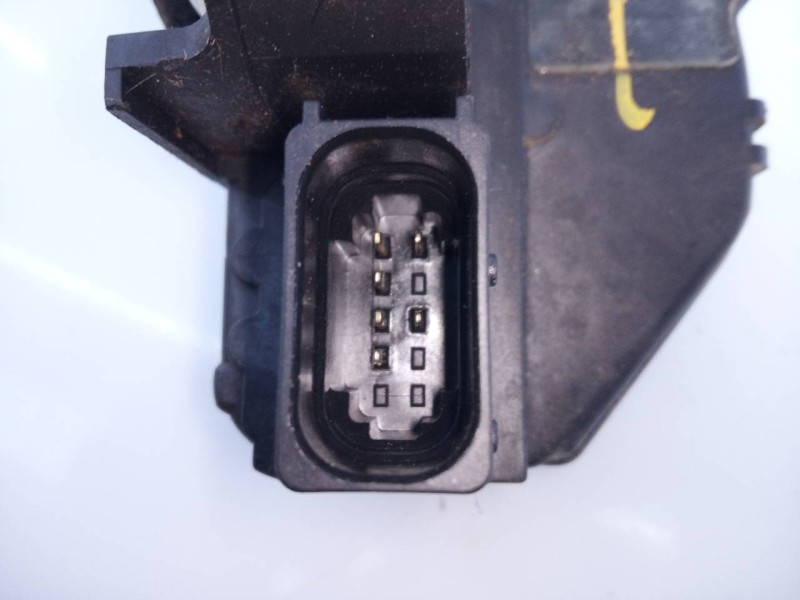 Recambio de cerradura puerta delantera derecha para opel insignia berlina cosmo referencia OEM IAM   E2-B6-64-1