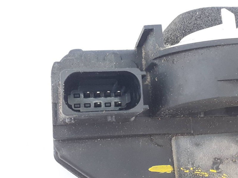 Recambio de cerradura puerta trasera derecha para opel insignia berlina cosmo referencia OEM IAM   E2-B6-5-2