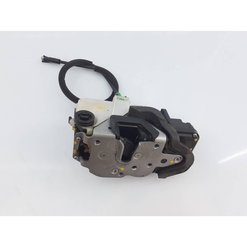 Recambio de cerradura puerta trasera derecha para opel insignia berlina cosmo referencia OEM IAM   E2-B6-5-2