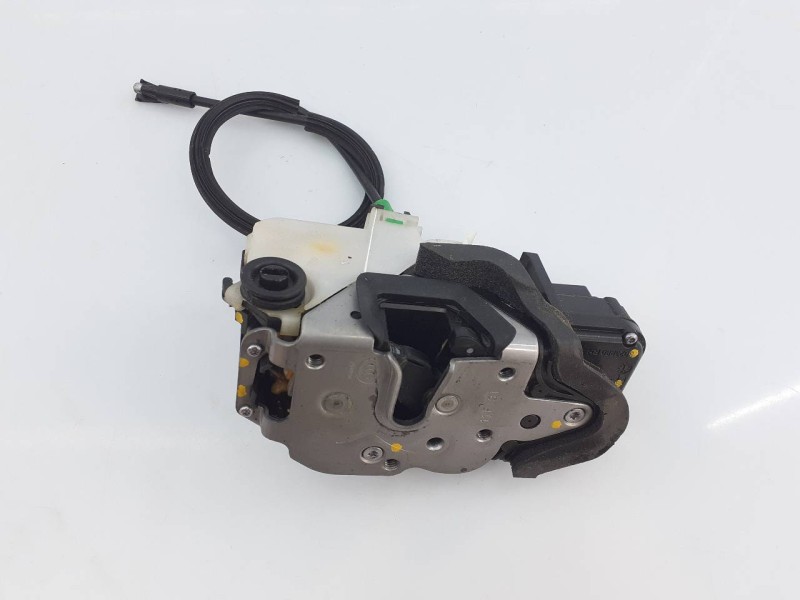 Recambio de cerradura puerta trasera derecha para opel insignia berlina cosmo referencia OEM IAM   E2-B6-5-2