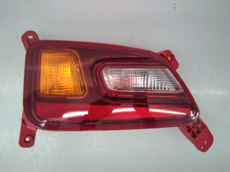 Recambio de piloto trasero izquierdo de paragolpes para hyundai kona style 2wd referencia OEM IAM   E2-B5-37-1