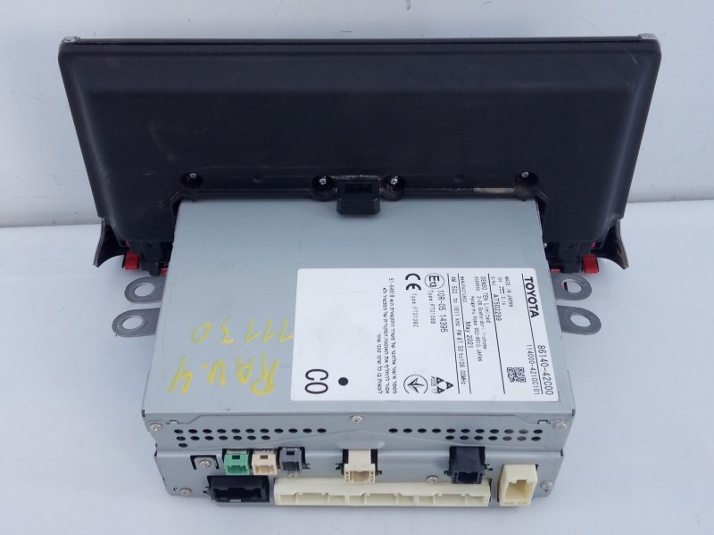 Recambio de sistema navegacion gps para toyota rav4 hybrid 4x2 luxury referencia OEM IAM 8614042C00 23A210075977A E3-B2-12-2