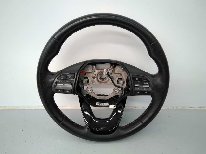 Recambio de volante para hyundai kona style 2wd referencia OEM IAM 56110J9390MGY  E2-B3-39-2