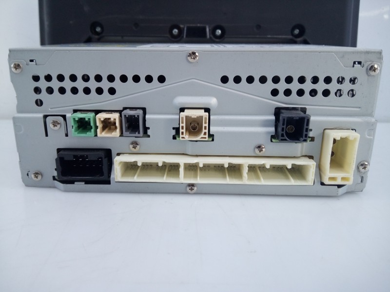 Recambio de sistema navegacion gps para toyota rav4 hybrid 4x2 luxury referencia OEM IAM 8614042C00 23A210075977A E3-B2-12-2