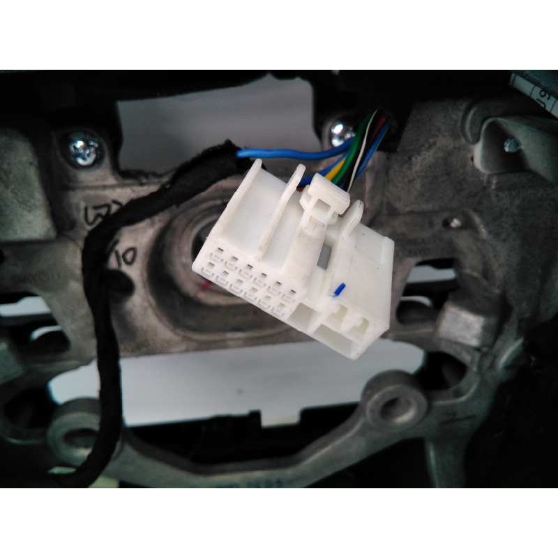 Recambio de volante para hyundai kona style 2wd referencia OEM IAM 56110J9390MGY  E2-B3-39-2