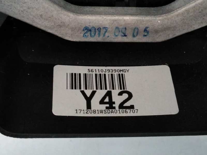 Recambio de volante para hyundai kona style 2wd referencia OEM IAM 56110J9390MGY  E2-B3-39-2