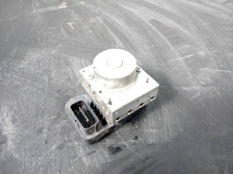 Recambio de abs para toyota verso-s life referencia OEM IAM 4454052245 8954152B04 P3-A8-8-5