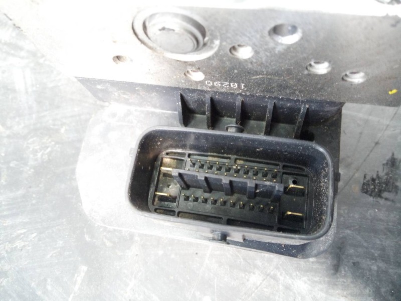 Recambio de abs para toyota verso-s life referencia OEM IAM 4454052245 8954152B04 P3-A8-8-5