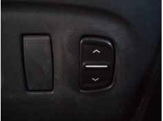 MANDO ELEVALUNAS DELANTERO DERECHO 