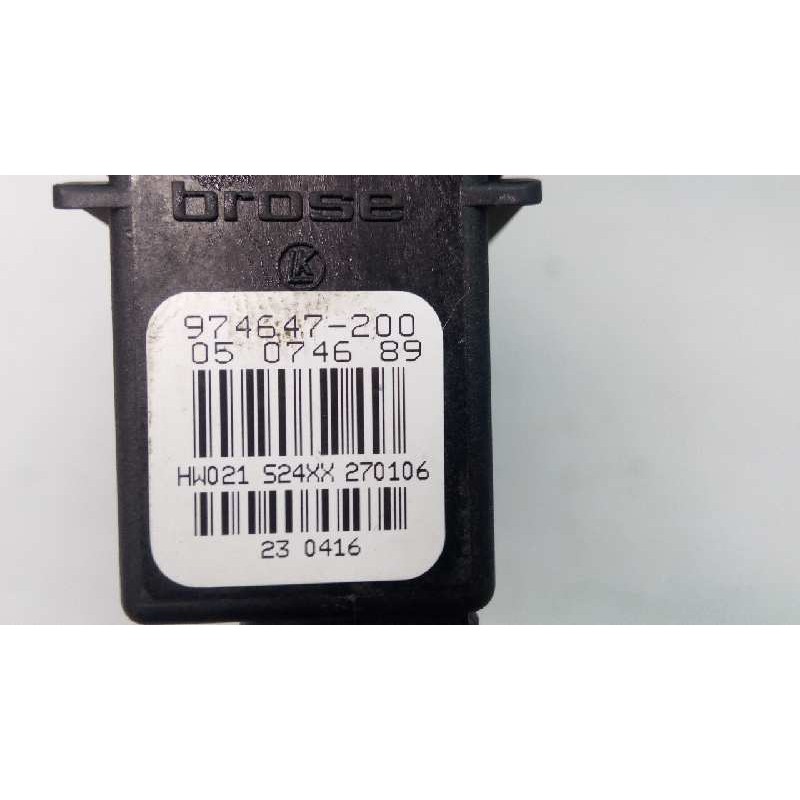 Recambio de elevalunas trasero derecho para seat leon (1p1) sport referencia OEM IAM 1P0839462A 983600202 E1-B6-30-2