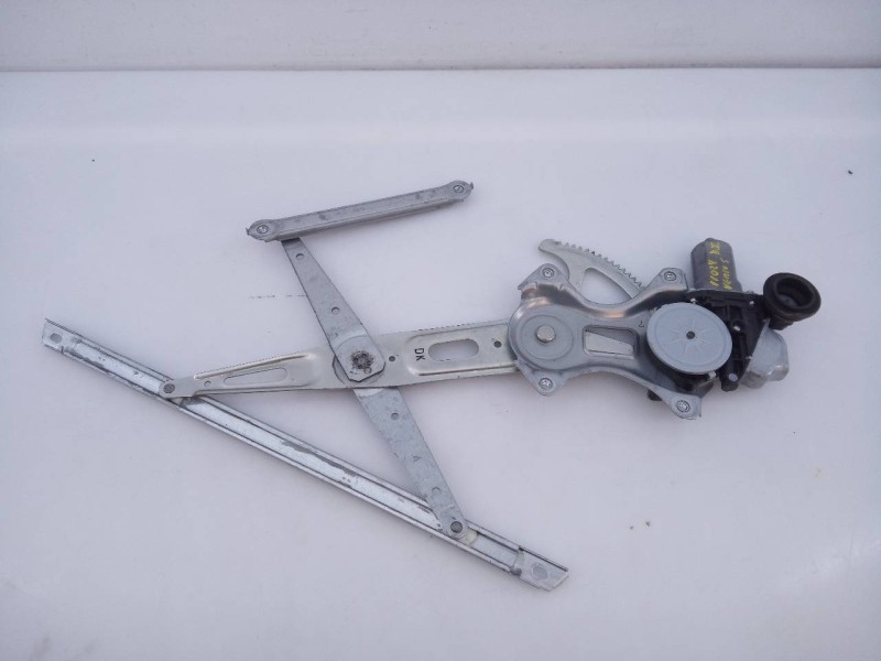 Recambio de elevalunas delantero izquierdo para toyota verso-s life referencia OEM IAM 8572052161 0620202053 E2-B4-45-1