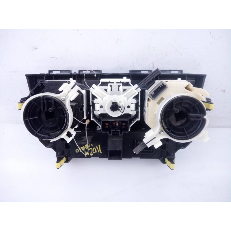Recambio de mando climatizador para toyota verso-s life referencia OEM IAM 8395052140 410283 E3-B2-18-3