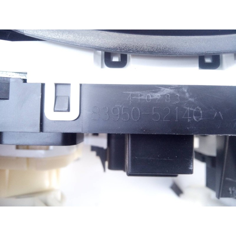 Recambio de mando climatizador para toyota verso-s life referencia OEM IAM 8395052140 410283 E3-B2-18-3