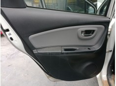 GUARNECIDO PUERTA TRASERA IZQUIERDA 