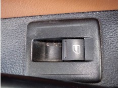 MANDO ELEVALUNAS DELANTERO DERECHO 