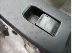 MANDO ELEVALUNAS DELANTERO DERECHO 